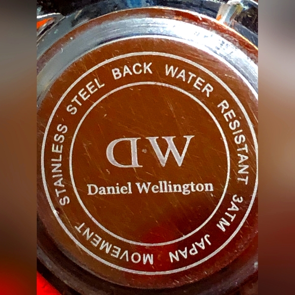 Vintage Mans Daniel Wellington…SERIES DW0010017… 801 - Picture 2 of 8